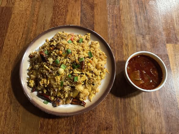 Spicy Fire Chicken Fried Rice / 불닭 볶음밥 / 火辣鸡肉炒饭